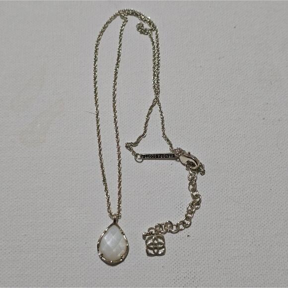 Kendra Scott Kiri Gold and MOP Mother of Pearl‎ Necklace - Picture 2 of 5